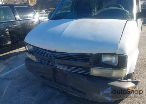 2000 Chevrolet Astro from USA, damaged, VIN 1GCDM19W3YB186670